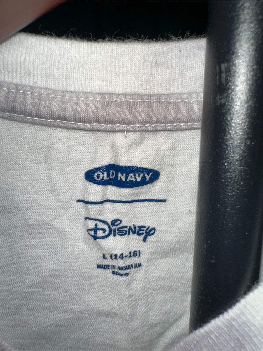 🎉Old Navy Gray Tie-Dye Mickey Mouse Tie-Front Tee. C340